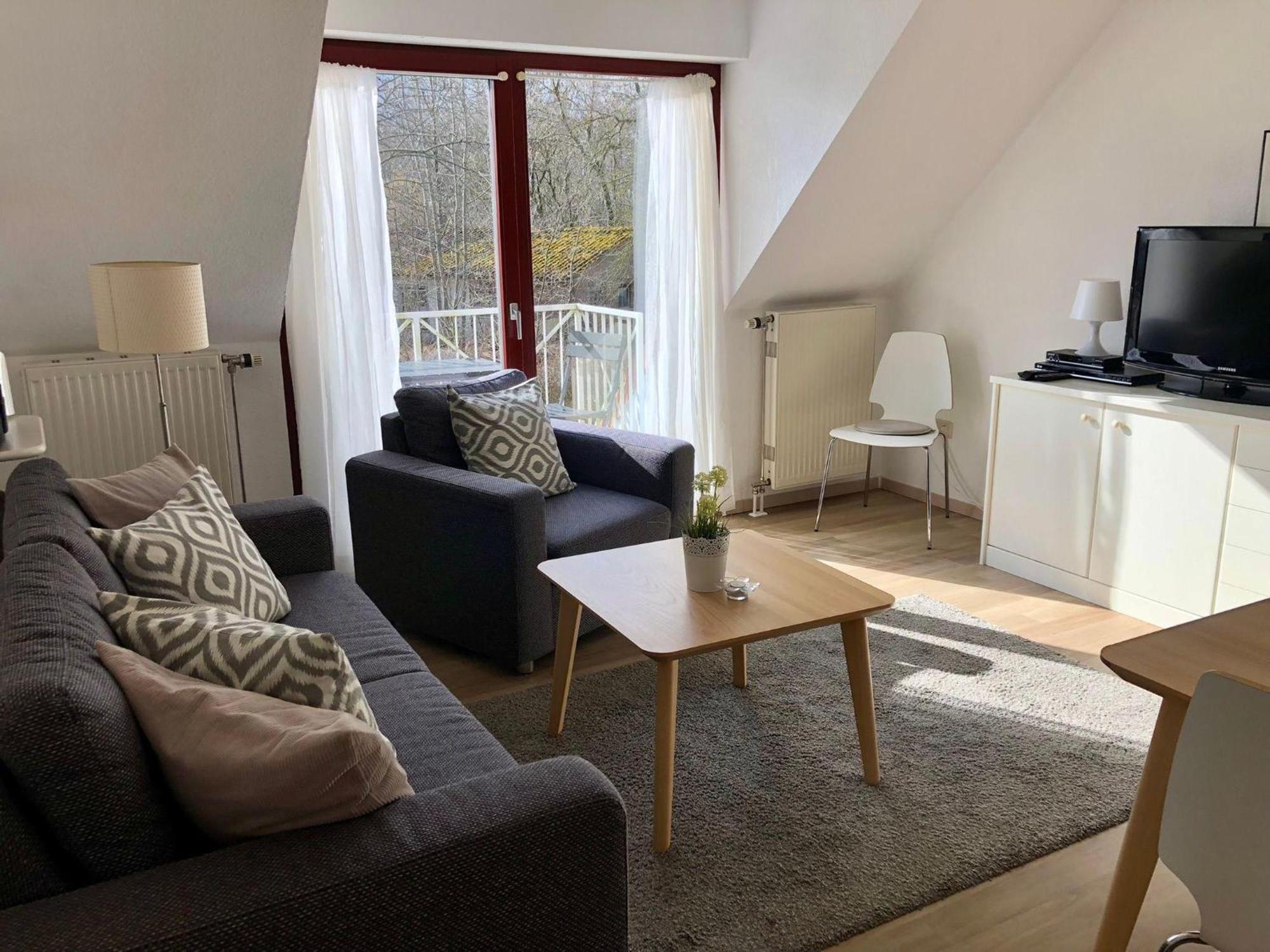 Ferienwohnung-Nils-Holgerson-Mit-Balkon-Zwischen-Strand-Wald-Wiese-Im-Suedosten-Der-Insel-Ruegen Gustow  외부 사진